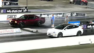 Dodge Challenger Scat Pack 6.4L V8 Vs. Tesla Model 3 Long Range Drag Race - Las Vegas 6-2-2023 - 4K