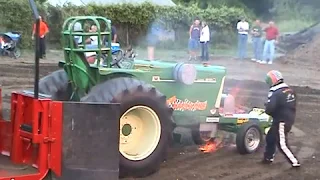 Outlaw Truck & Tractor Pulling Association: Cedar Rapids, Iowa 6,200 lb. Super Stock, Oliver on Fire
