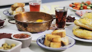¡Hagamos juntos un rico desayuno turco!