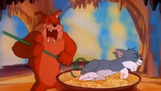 Tom & Jerry | How to Scare a Scarecrow 🎃 I Kids Guys