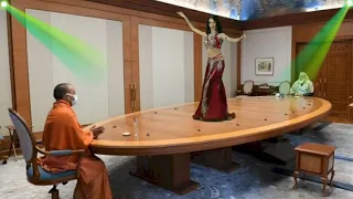 Yogi and modi  Mujra dance 😂😂😂