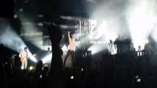 Linkin Park Carnivores Tour - Intro Guilty All The Same