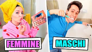 FEMMINE vs MASCHI in BAGNO!