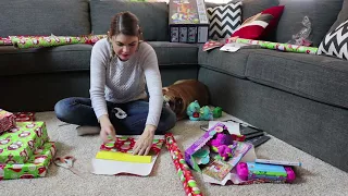 CHRISTMAS GIFT WRAPPING SPEED CLEANING ROUTINE | HOLIDAY CLEAN WITH ME