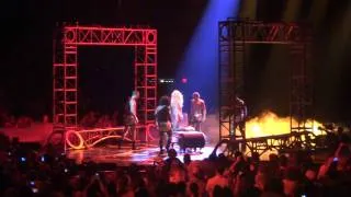 Britney Spears - He About To Lose Me - Live in Phoenix (Femme Fatale Tour)