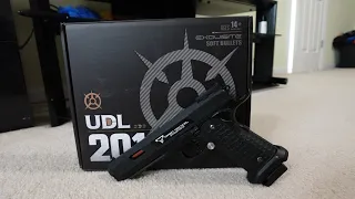 Unboxing the combat master 2011 (black edition!)
