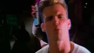 Vanilla Ice- Ice Ice Baby (1990)