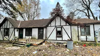 Exploring An Untouched Abandoned 1960’s House **WITH POWER**