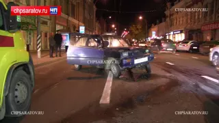 ЧП-САРАТОВ. В ТРОЙНОМ ДТП НА МОСКОВСКОЙ ПОСТРАДАЛА ЖЕНЩИНА