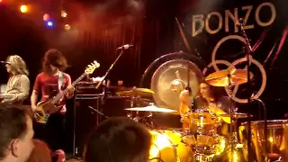 VINNY APPICE WANTON SONG BONZO'S BIRTHDAY BASH HOUSE OF BLUES 5/31/2012 MOV05812.MPG