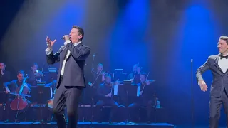 "Ain't No Mountain High Enough" - IL DIVO Melbourne [23 APR 2022]