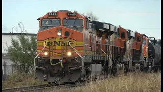 Railfanning Fort Worth, TX - 10/25/2022 - UP/BNSF/Texrail