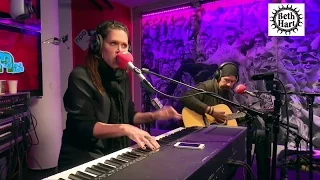 Beth Hart - Love Is A Lie (Live Acoustic)