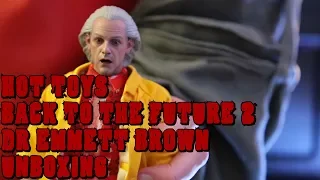 Dr Emmett Brown Back To The Future 2 Hot Toys - Unboxing