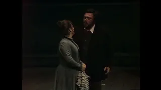 Giacomo Puccini La Bohème "che gelida manina" "mi chiamano mimì" english subtitles. Pavarotti Scotto