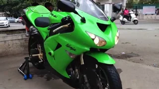 Kawasaki ZX10R 2006 UnderSeat Akrapovic PC3 Walk around Revs!