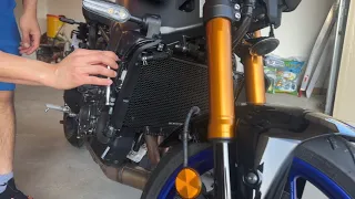 Yamaha mt09 SP/ Radiator guard install 4K