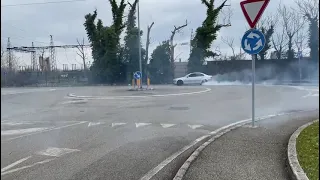 Drifting prove, BMW E46 330i (open diff)