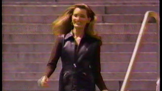 Finesse Shampoo - 1990s Commercial
