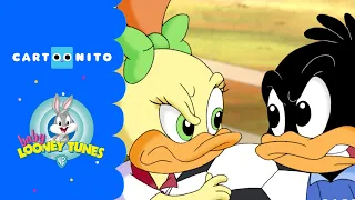 Baby Looney Tunes | Learning How to Play Football | Cartoonito