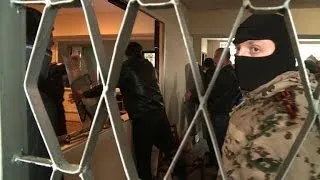 Pro-Russian protesters storm new police station in east Ukraine