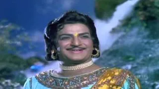 Chirunavvula Tholakarilo Video Song || Chanakya Chandragupta Telugu Movie || NTR, ANR, Jayapradha