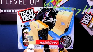 Tech Deck Mega Half Pipe Unboxing! Tech Deck Skatepark!