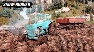 SnowRunner MTZ 80 Old Tractor With Trailer Driving Through Mud