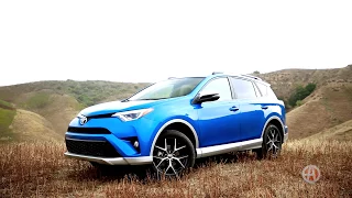 2016 Toyota RAV4 | 5 Reasons to Buy | Autotrader