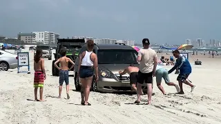 Car Got Stuck 🚗 Floridians 😅❤️ Daytona Beach Life 🏖️ Atlantic Ocean 🌊 I Love Florida ☀️