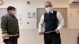 警棒の禁じ手③：ひたい打ち　Expandable Baton