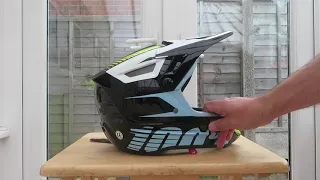 Unboxing 100% Aircraft Carbon DH/BMX Helmet