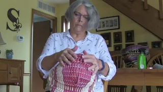 Making a ribbed basket.