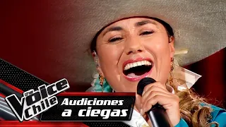 Andrea Castillo - Cucurrucucú Paloma | Audiciones a Ciegas | The Voice Chile