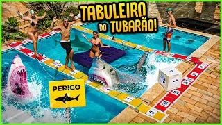 TABULEIRO GIGANTE DO TUBARÃO!! ( TABULEIRO NA PISCINA ) [ REZENDE EVIL ]