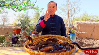 Best Eel Recipe In Asia! Huge Eels Shredded by Hand! Cooked With Special Sause | Uncle Rural Gourmet