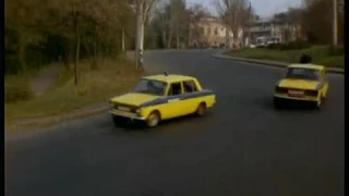 Время "Х" (1992) - car chase scene