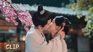 Clip 12 ¡Su Yunqi besa a Lu Huai, luego es besada a la fuerza por él! | Escritora de Fortuna | WeTV
