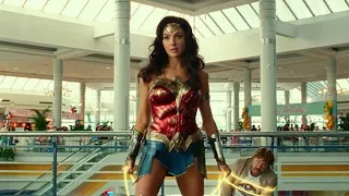 Wonder Woman 1984 - Shopping Mall Fight Clip