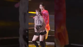 190115 트와이스TWICE YES or YES + Dance The Night Away  쯔위 Tzuyu 직캠 2019 서울가요대상 by Mera