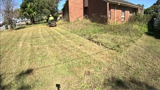 Rubbish filled overgrown yard rescue!
