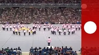 Walk this way: Amazing precision walking in Japan