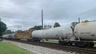 Csx x541 clears Marietta