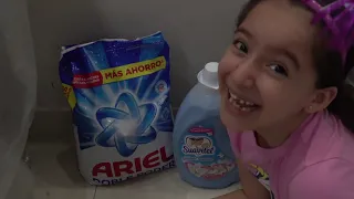 Convierto LA CASA en SUPERMERCADO - jugando con mis hermanitas