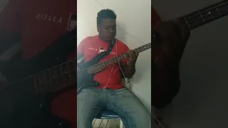 John amplificado e Maíara e Maraisa-PAREDÃO (bass cover) Black do baixo