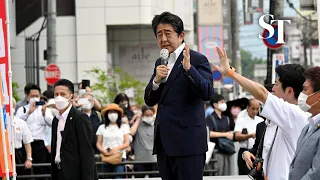 2.5 key seconds in Shinzo Abe's fatal shooting