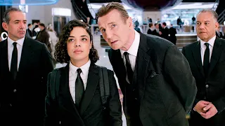 The Subway Transformation | Men in Black: International (Liam Neeson, Tessa Thompson)