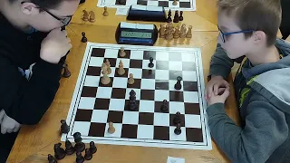 Чорними переміг фаворита. Віталій Середяк (1205) vs Максим Коваль (1000) 0:1