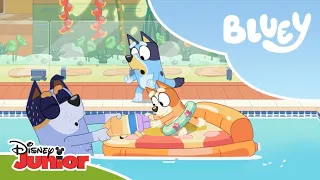 🏊 Zwariowane Święta nad basenem  | Blue | Disney Junior Polska