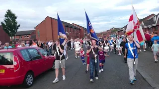 Ulster First Flute Band- UFFB - MOULDY OLD DOUGH(SANDY ROW)